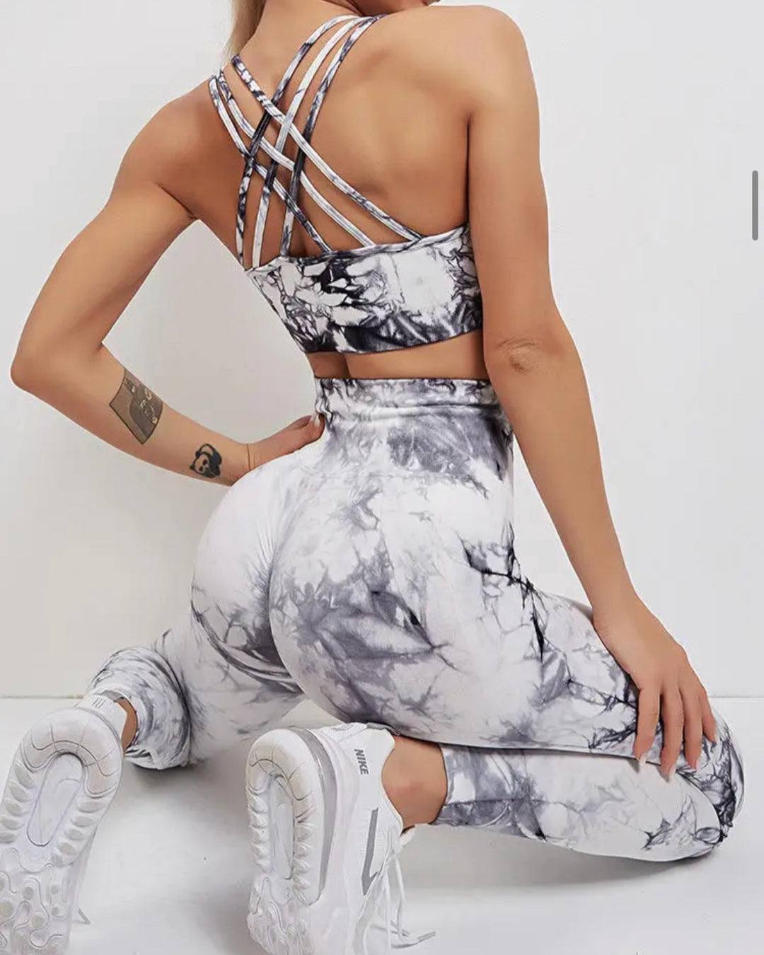 Lush Tye-Dye Set